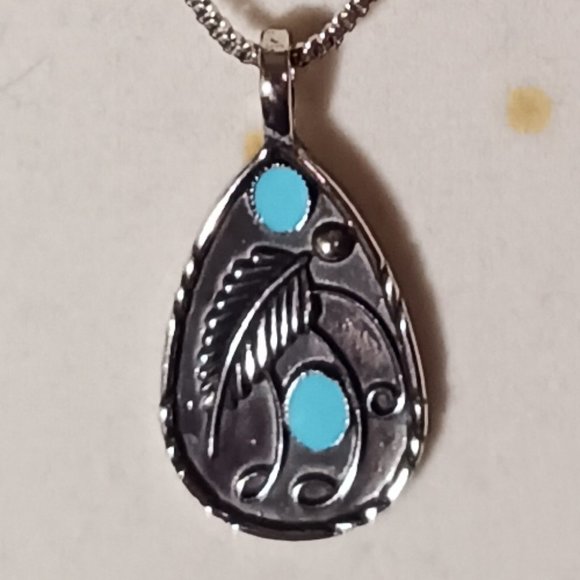 Bohemian Retro Feather Teardrop Leaf Pendant Necklace NWOT - Picture 7 of 12